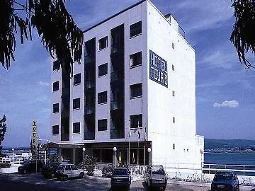 Hotel Touris 3*